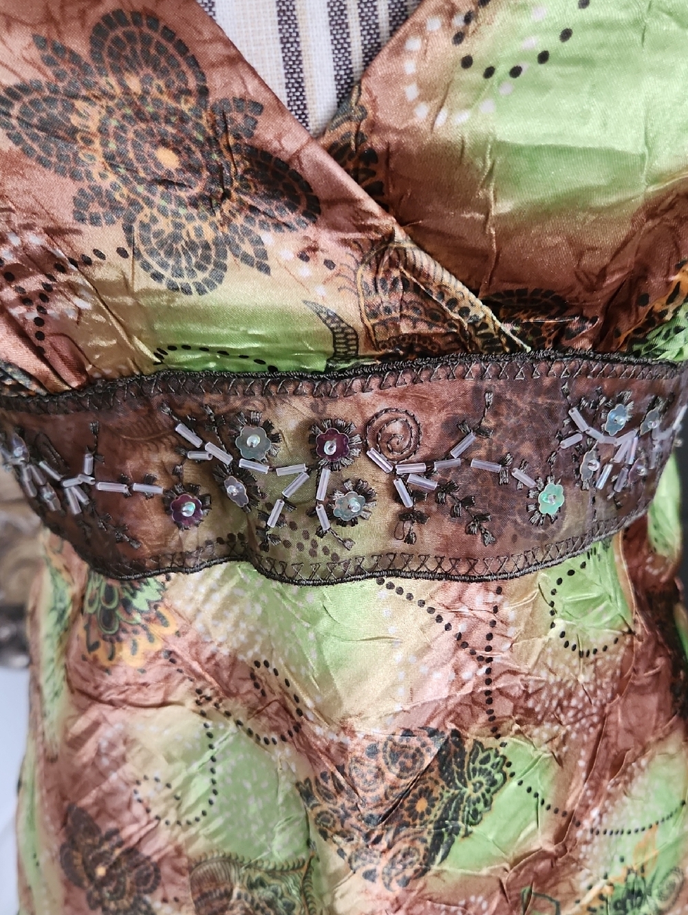 ANXIETY Y2k Beaded Waist Floral Satin Cami Tank Top - Green & Brown - Picture 6 of 10